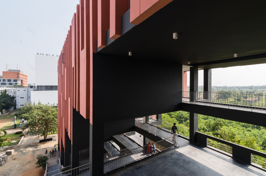 层叠梯田,重塑教育空间——Crescent 建筑学院设计-35