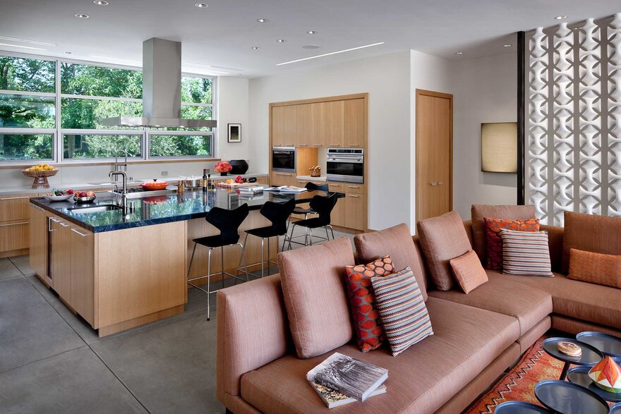 Sonoma Single Family House with a Seamless Transition from Inside to Out-16