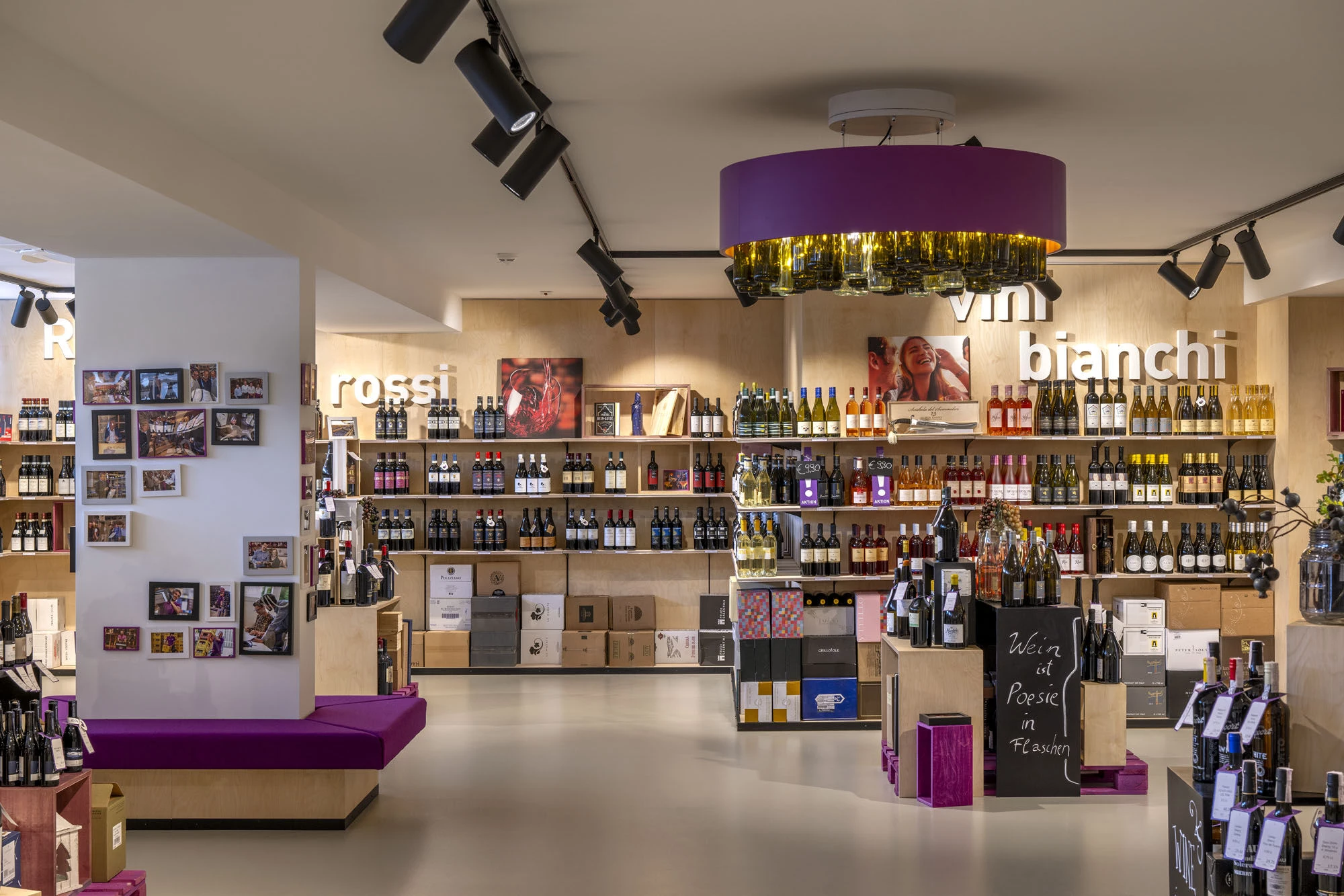 饮料市场竖琴丨monovolume architecture + design-17