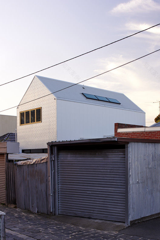 高层住宅 | 年轻夫妇的五米宽露台改造-2
