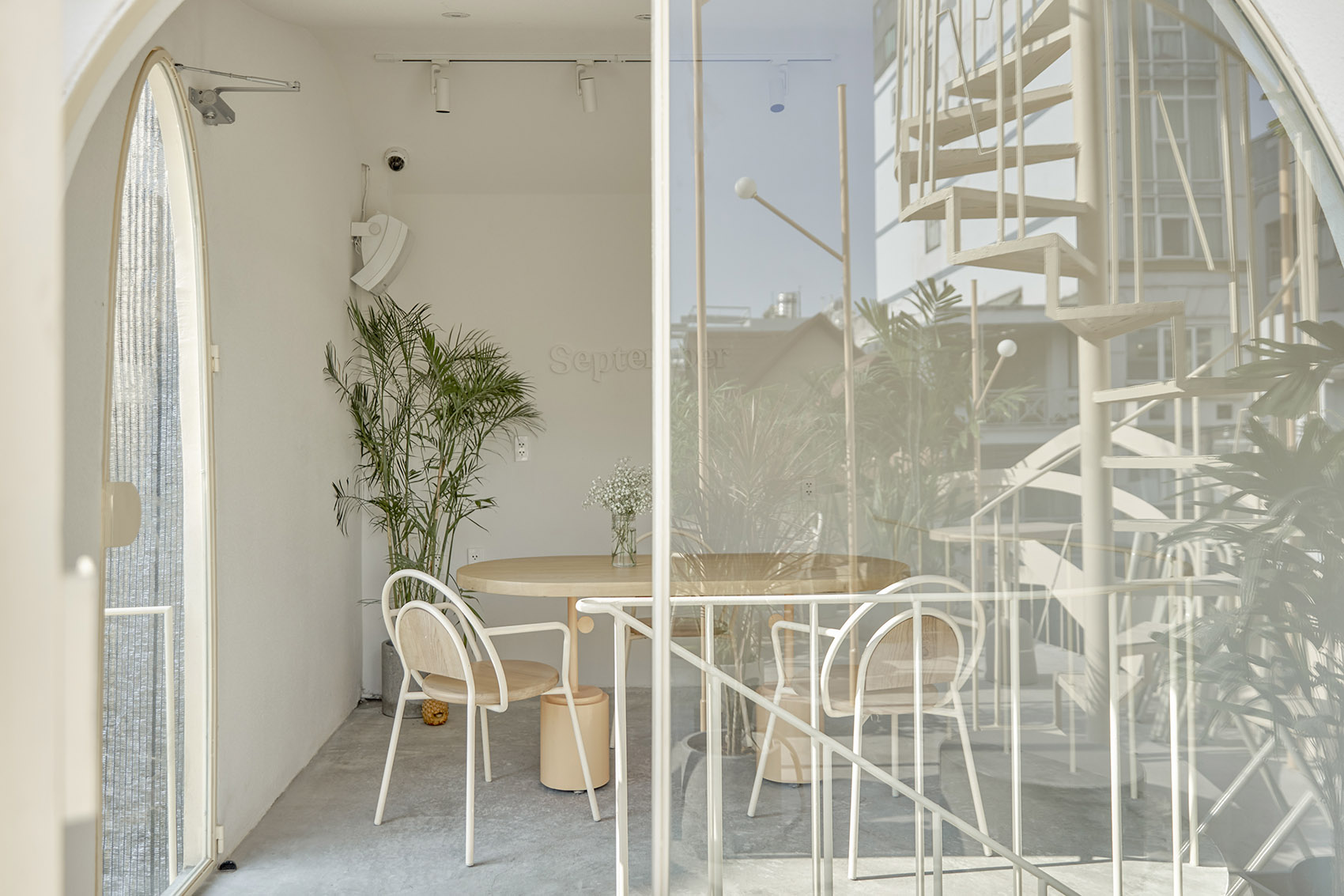 September 咖啡厅 2 号店丨越南胡志明市丨Red5studio + Ben Decor-102