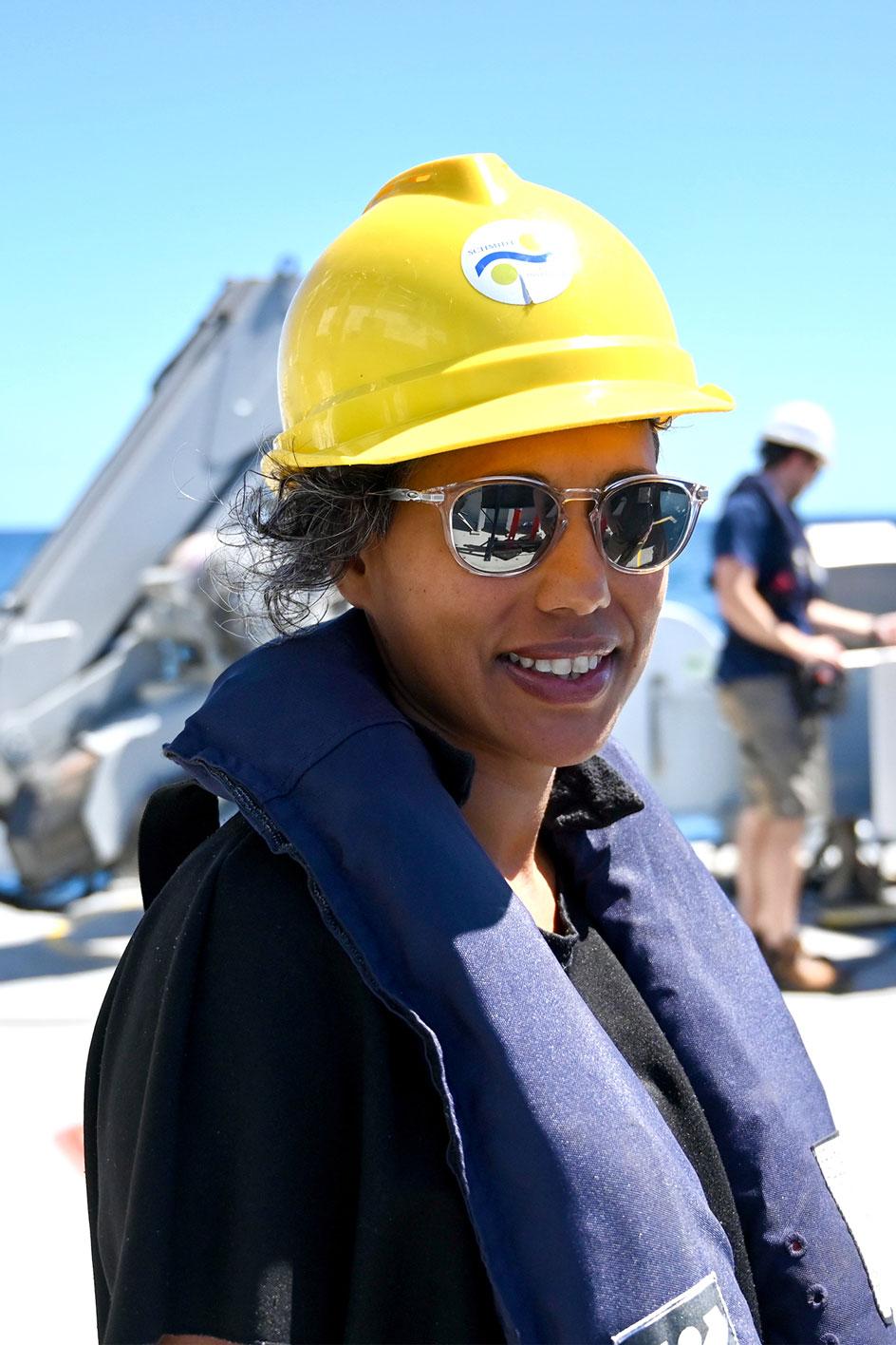 太平洋艺术家 Taloi Havini 首次声作,探索海洋保护与土著历史-10