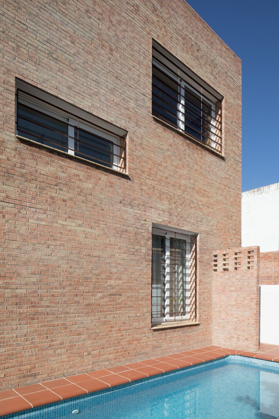 融合新旧的西班牙乡村风格住宅-12