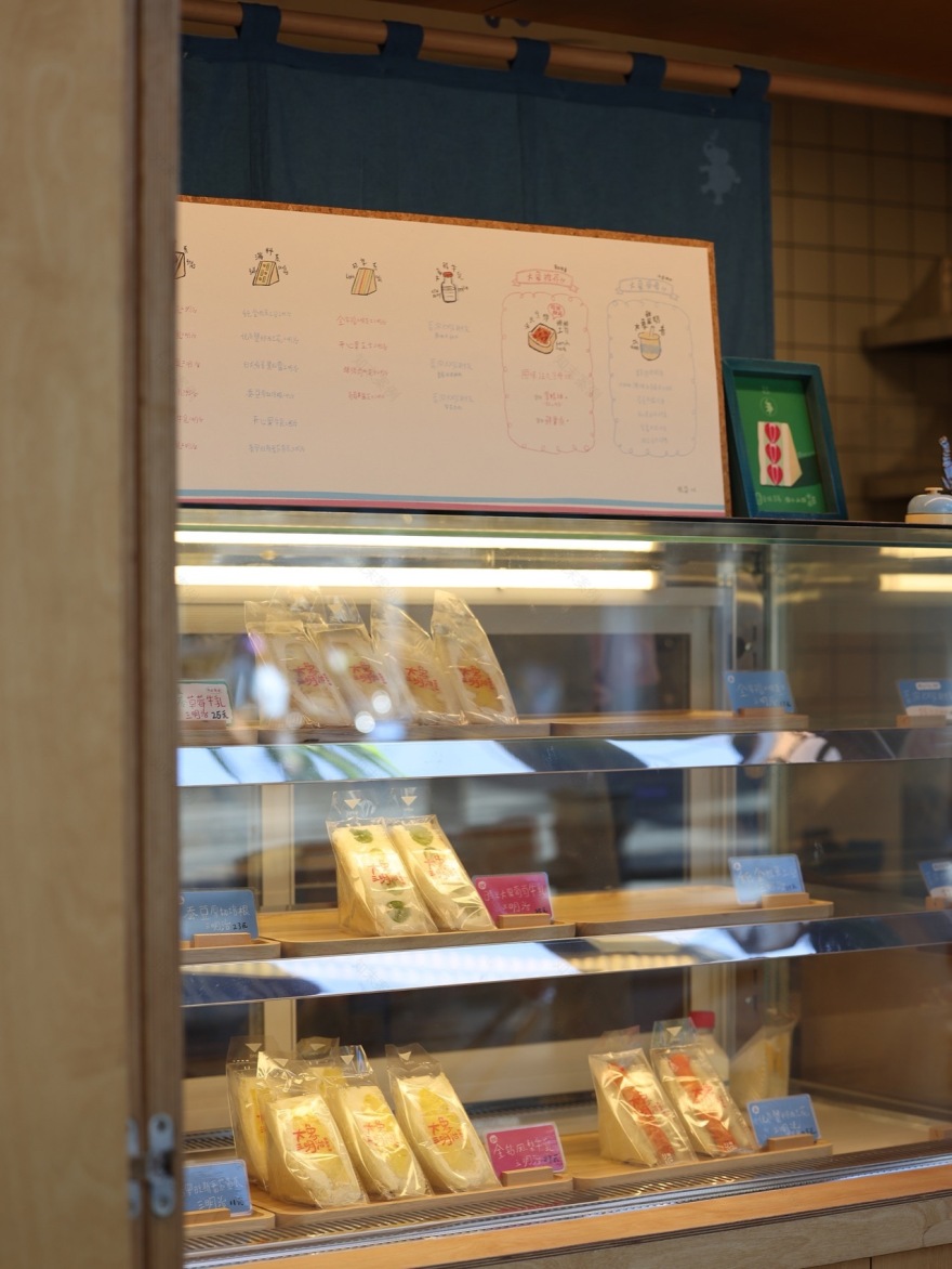 上海大象三明治店丨中国上海丨白造设计-11