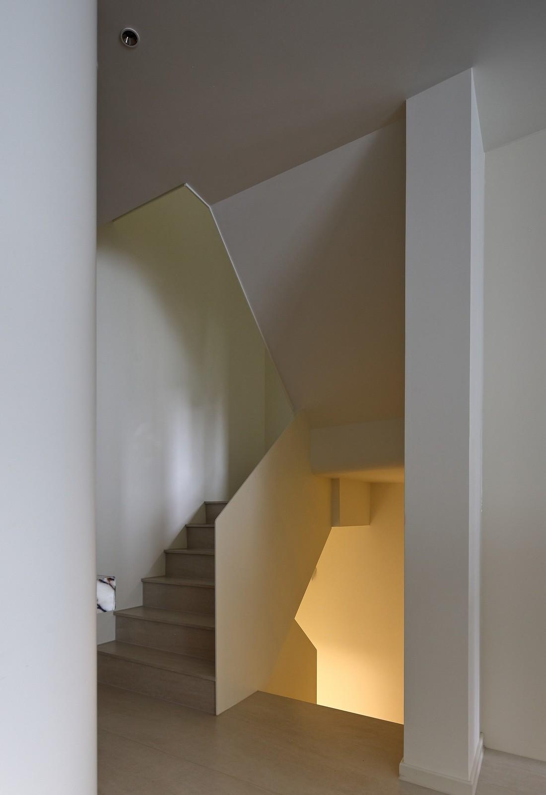 建筑向下，生活向上-44