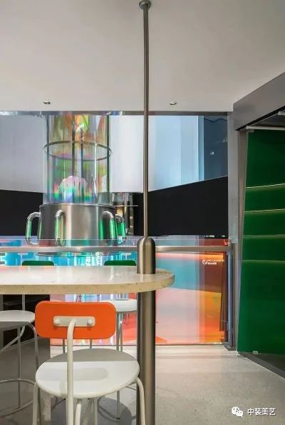 Top Case/玩转镭射金属色，运用全新色彩打造出奶茶界的潮流新星-31