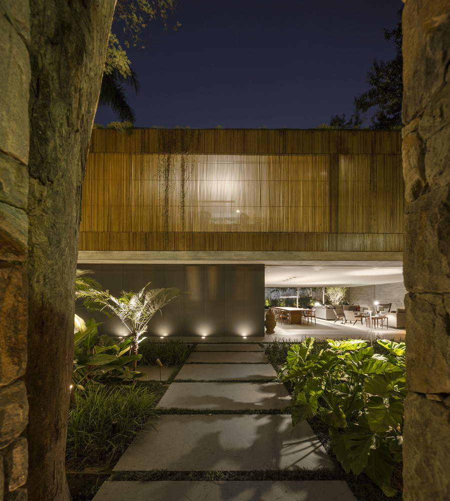 巴西 3V 住宅 | 混凝土与木质的透明对话-28