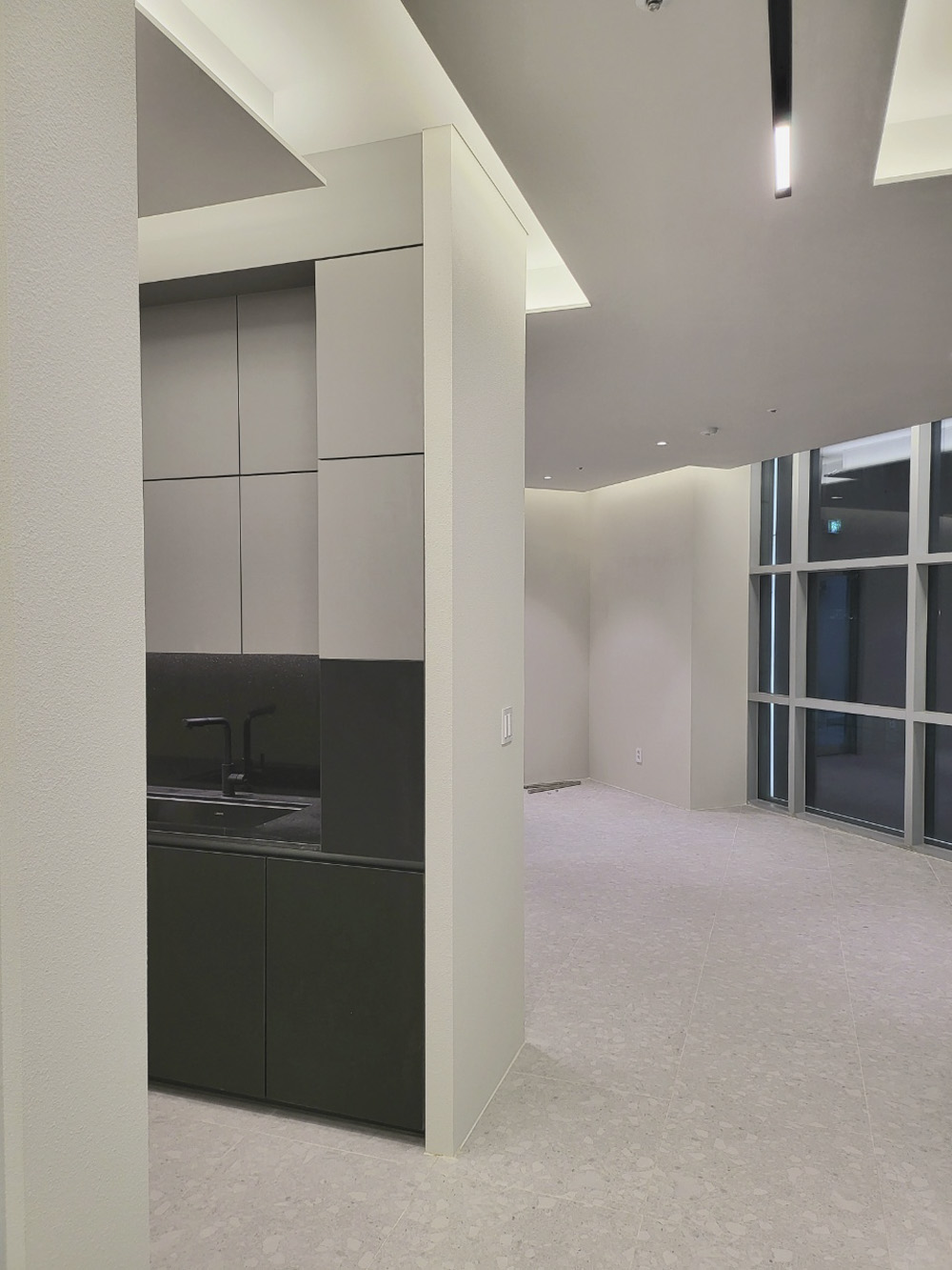 首尔 140 平高级办公室，现代设计风典范-16