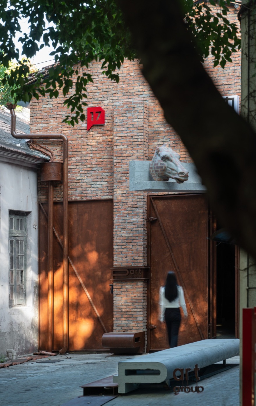 “汉阳造兵工厂”工业遗产改造:东通菜园艺术空间丨中国武汉丨青微舍(武汉)工作室-39