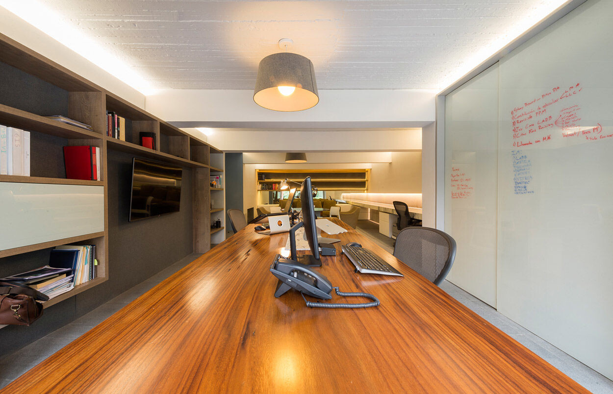 个人电脑办公室·巴索建筑事务所-8