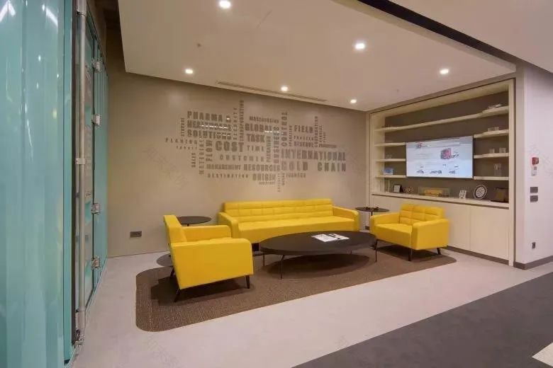 灵活多变、注重健康的办公空间设计-51