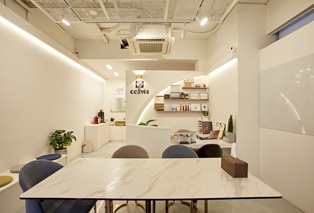 现代简约风 12 平米美妆店设计-4