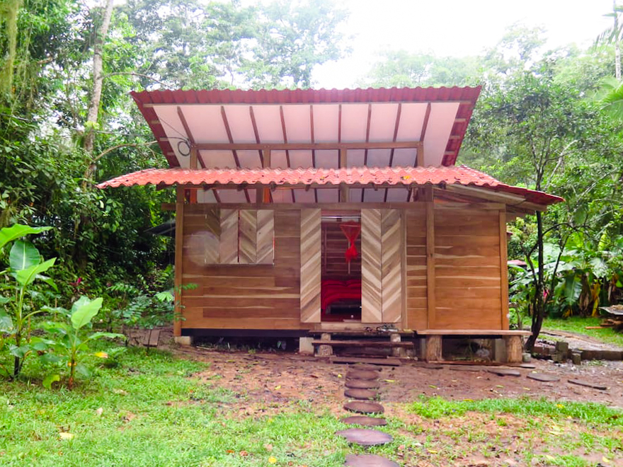 简易风格高脚木屋设计-9