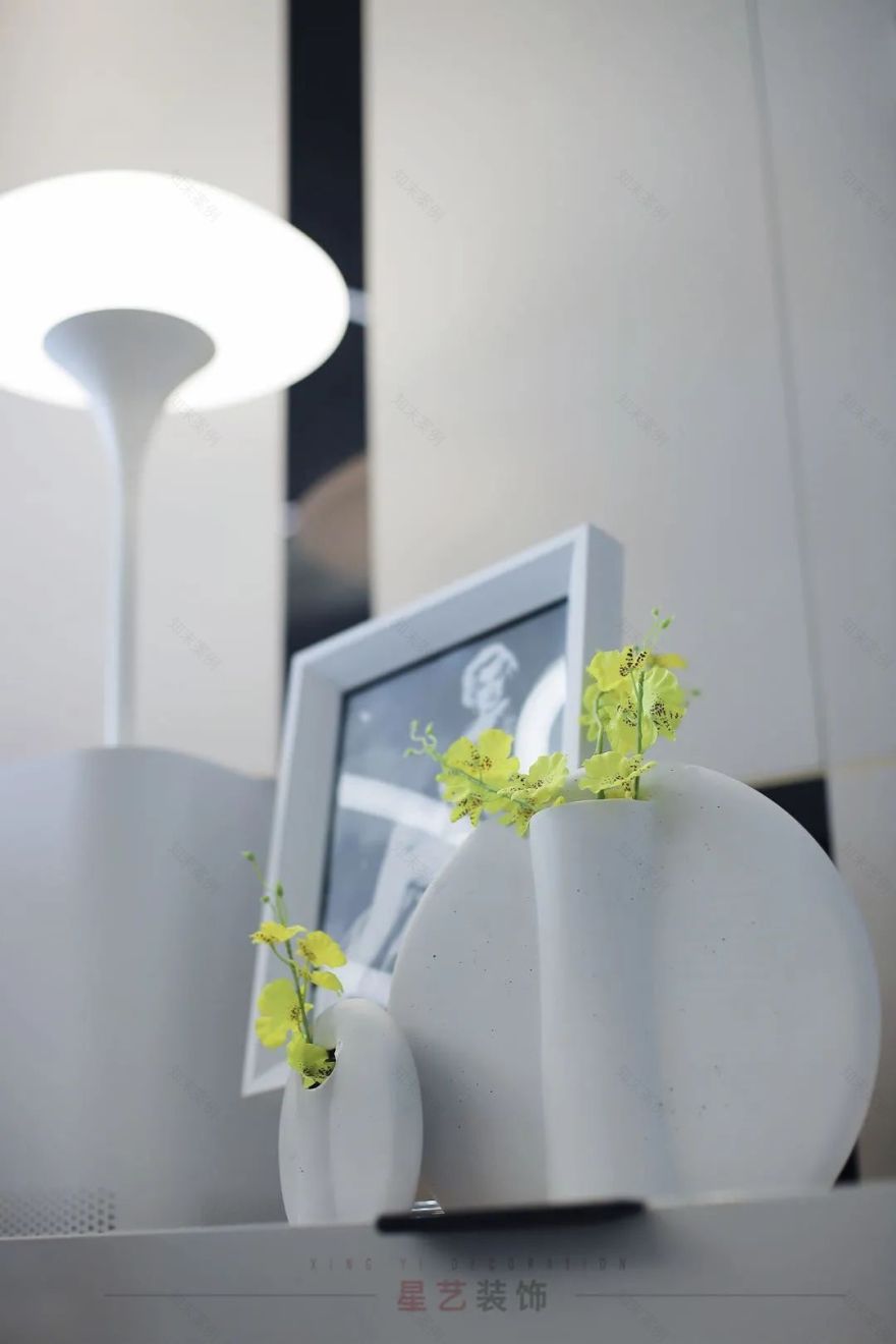 《空间•旋律》 · 广州珠江岸边的现代极简复式公寓设计丨中国广州丨帅伯尤-46