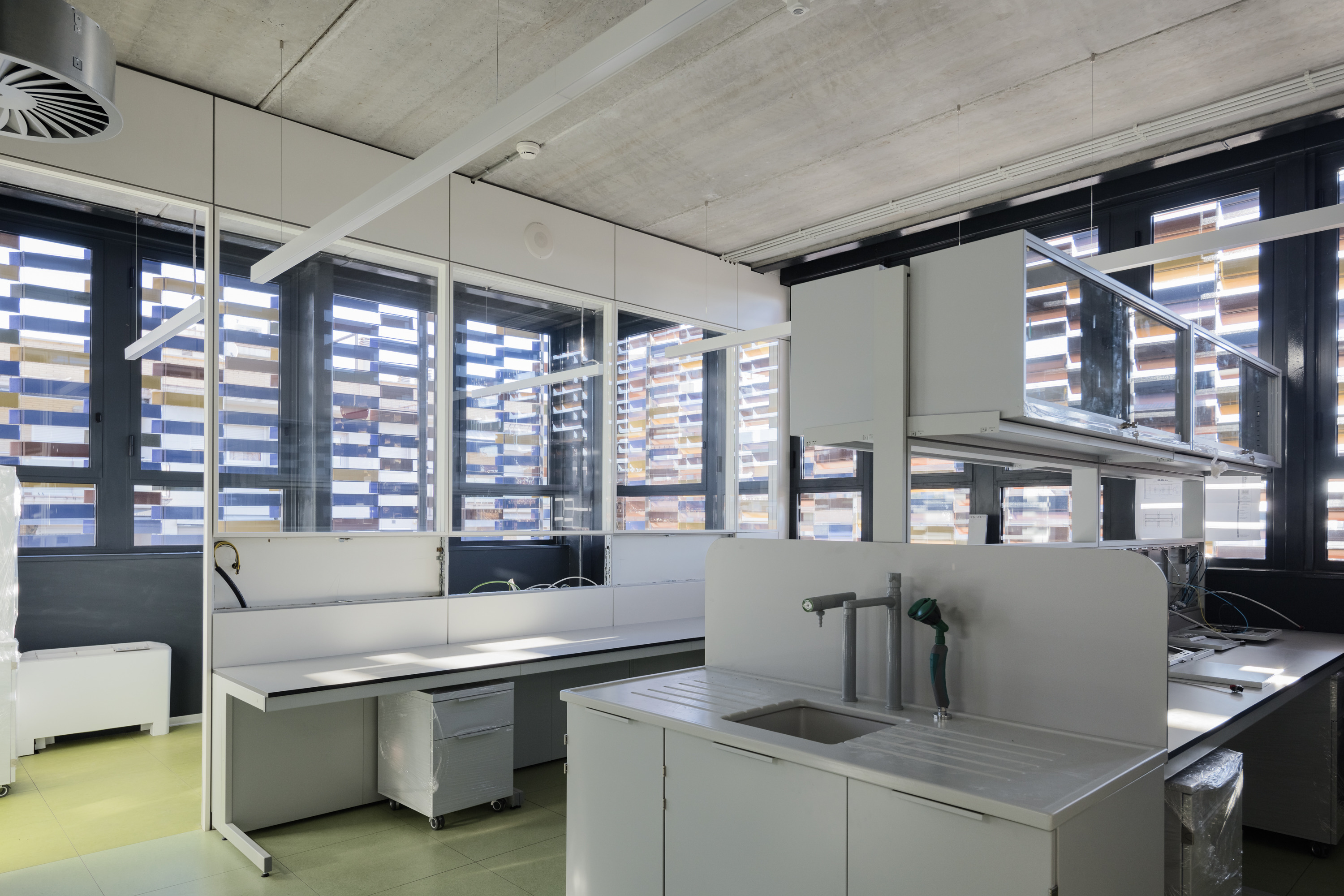 巴塞罗那圣保罗医院研究中心-18