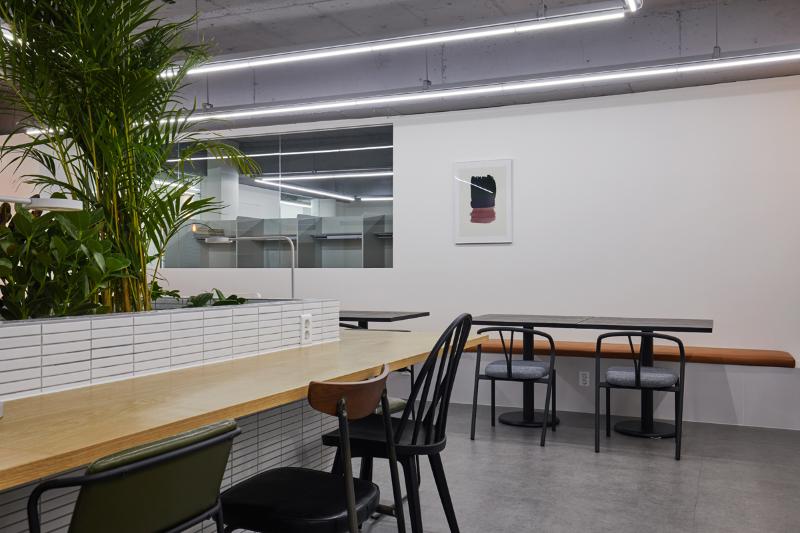 简约风格打造温馨阅读空间-6