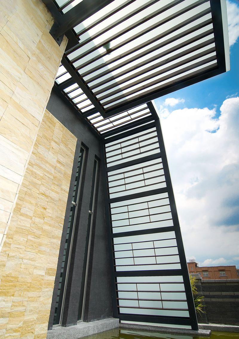 田中央的汽车零件工厂-4