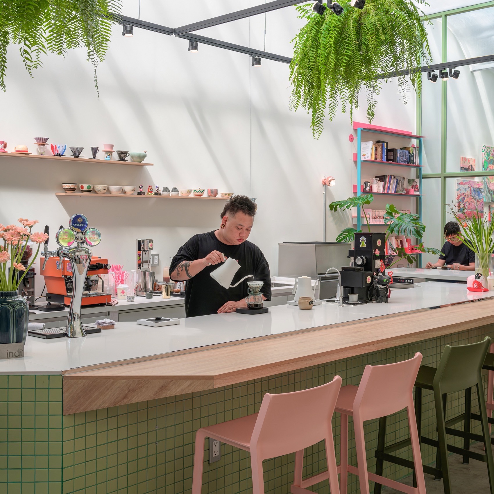 Outta Da Blue咖啡馆丨越南丨Linh Huynh,Huynh Trong Binh-21