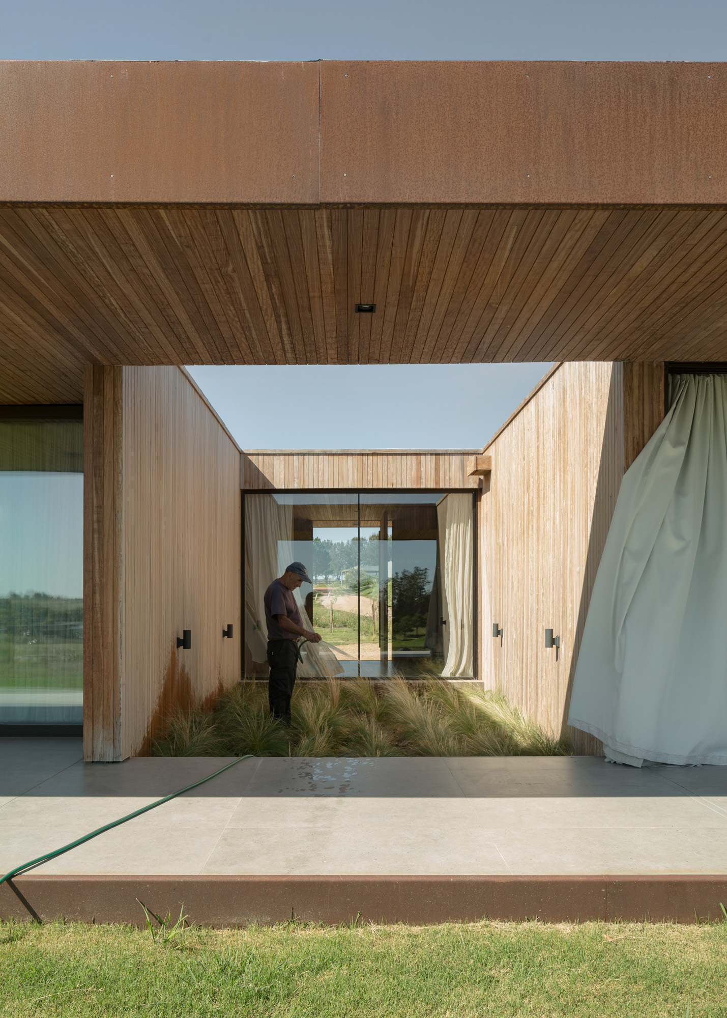 首相府丨乌拉圭丨VDV ARQ-13