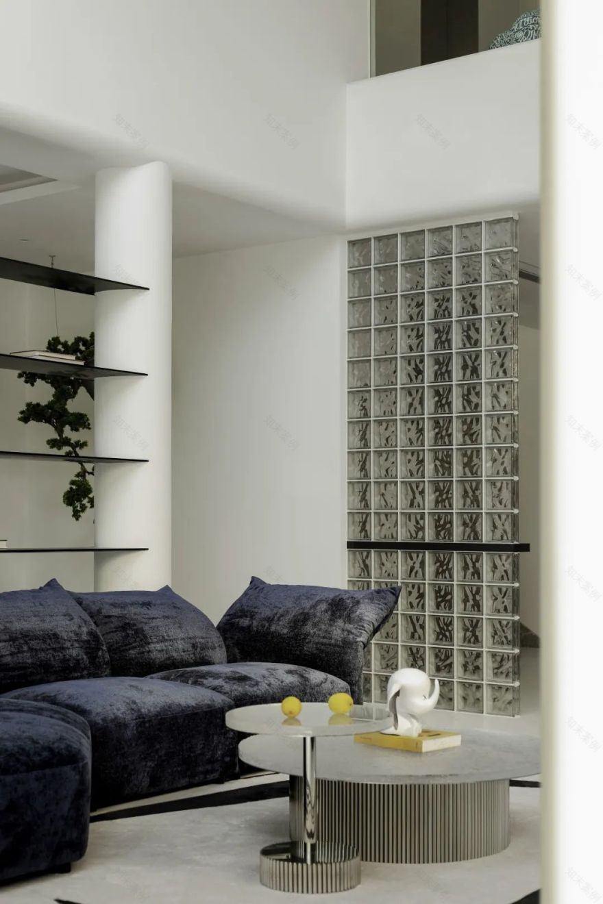 首发 x 此间设计 · 魏成栋 | 舞动的时光-12