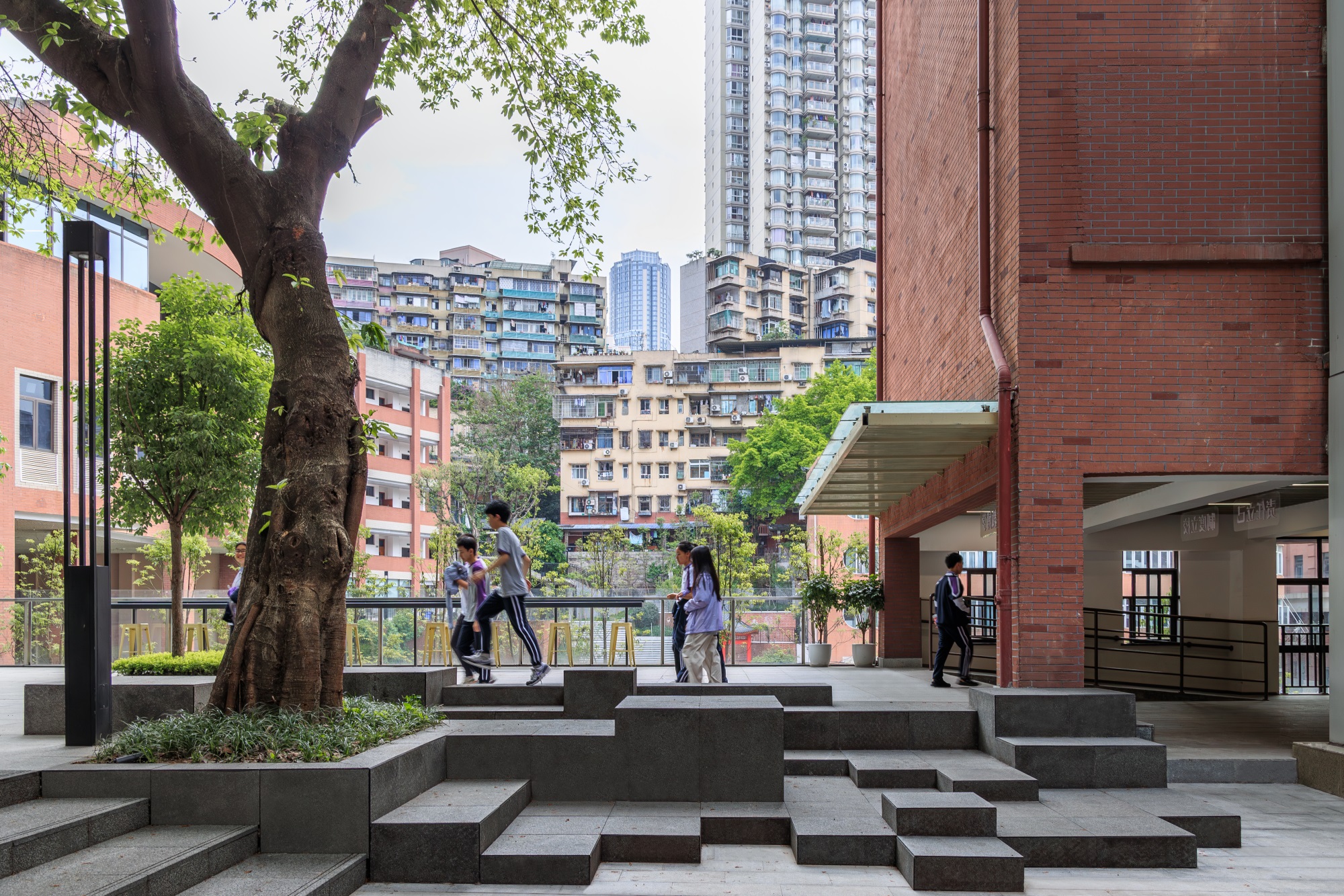 巴蜀中学张家花园校区景观改造丨中国重庆丨AF.d  奥凡设计（景观）,重庆市设计院城市建筑一院（建筑）-40