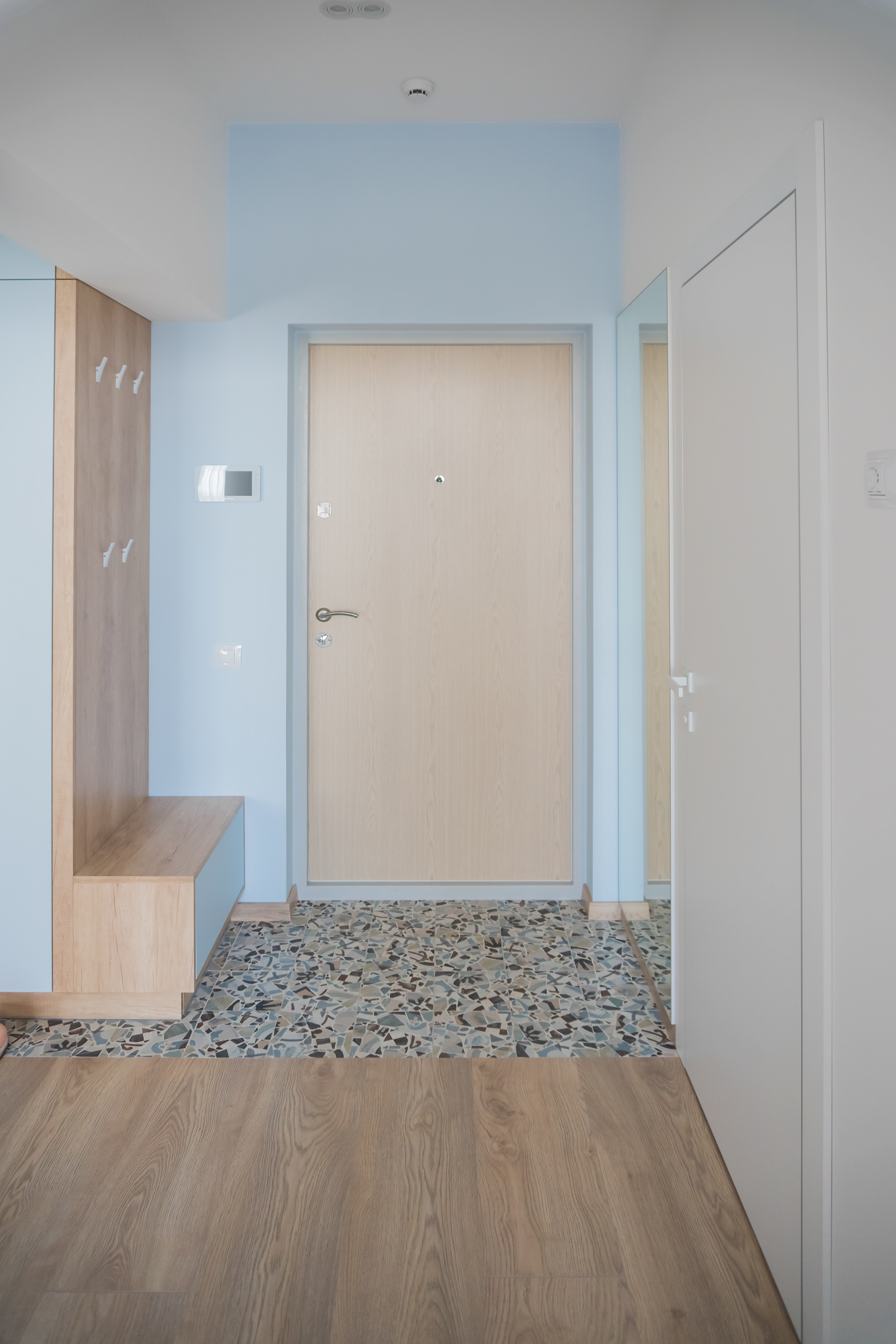 APARTMENT "OMEGA 2": 45 sq.m (Real)-5