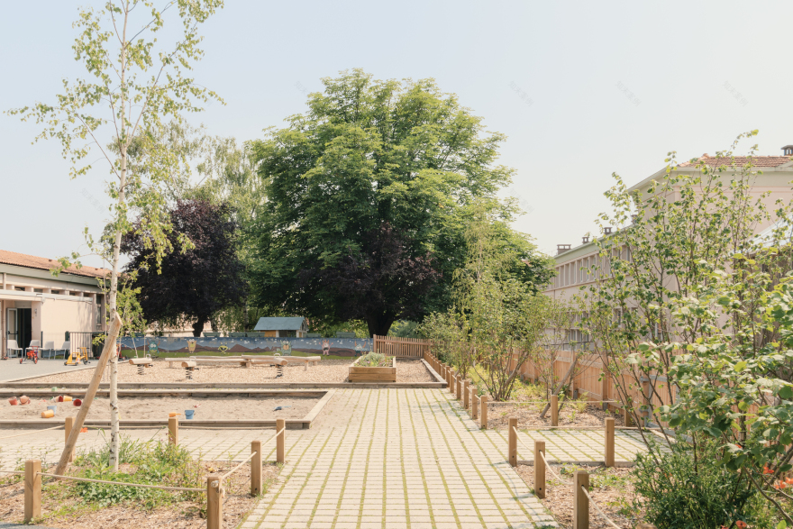 Leisure Center Jules Ferry School Group / DEMAIN-89