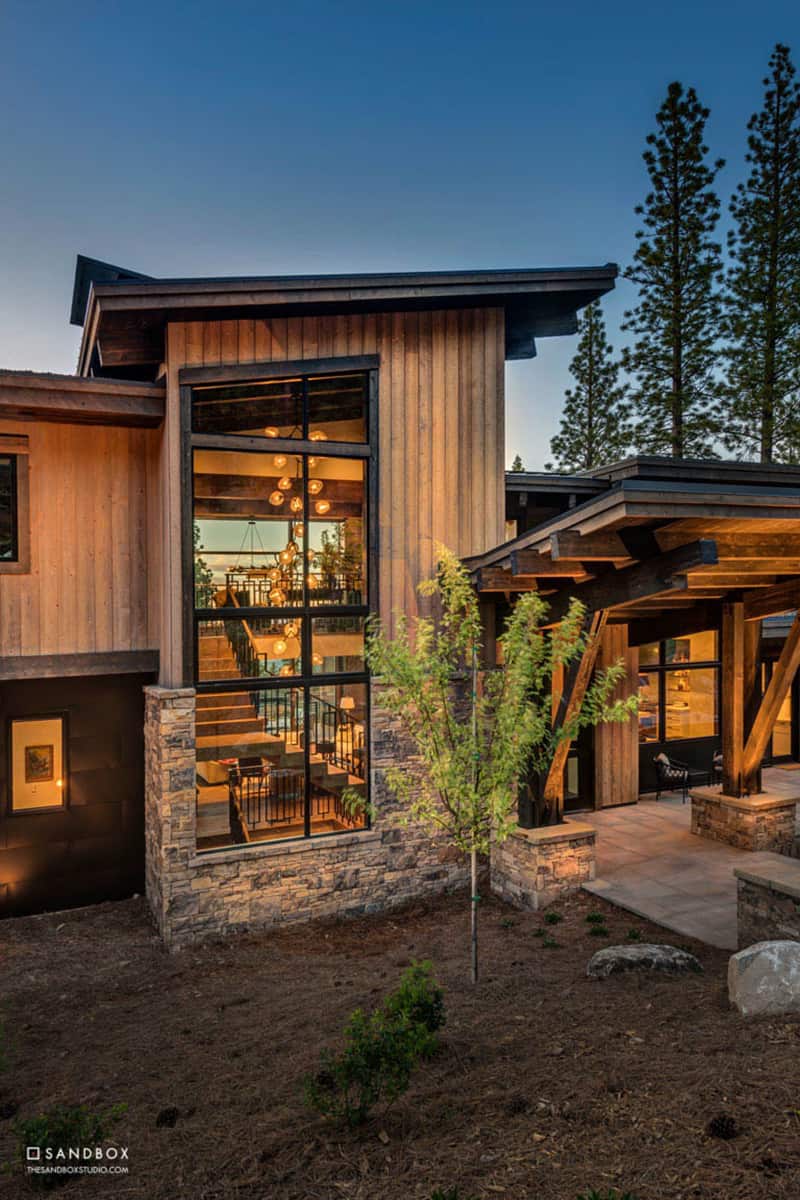 Mountain contemporary retreat in a stunning setting of the Sierra Nevadas-1
