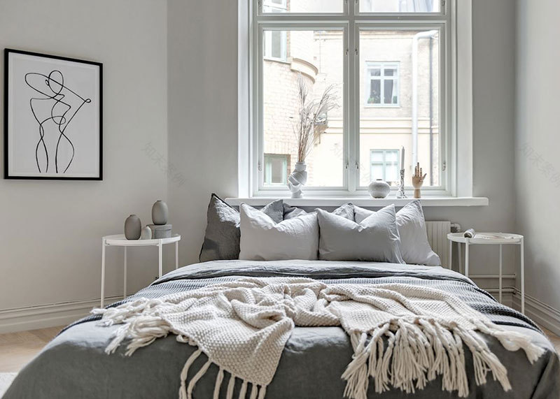 瑞典古典建筑中的温馨现代设计-23