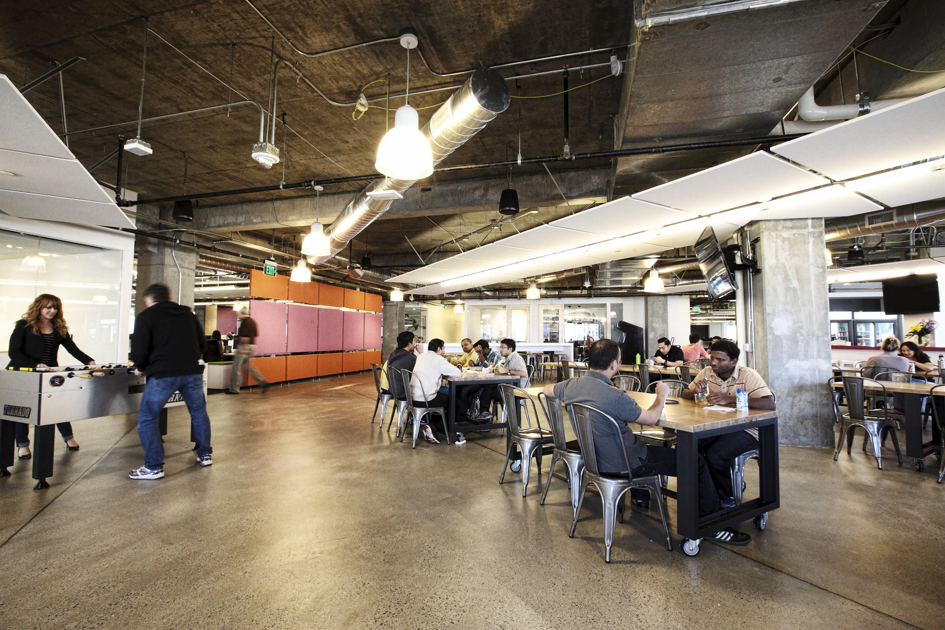 AppDynamics 总部 | 紧凑空间中的创意协作-11