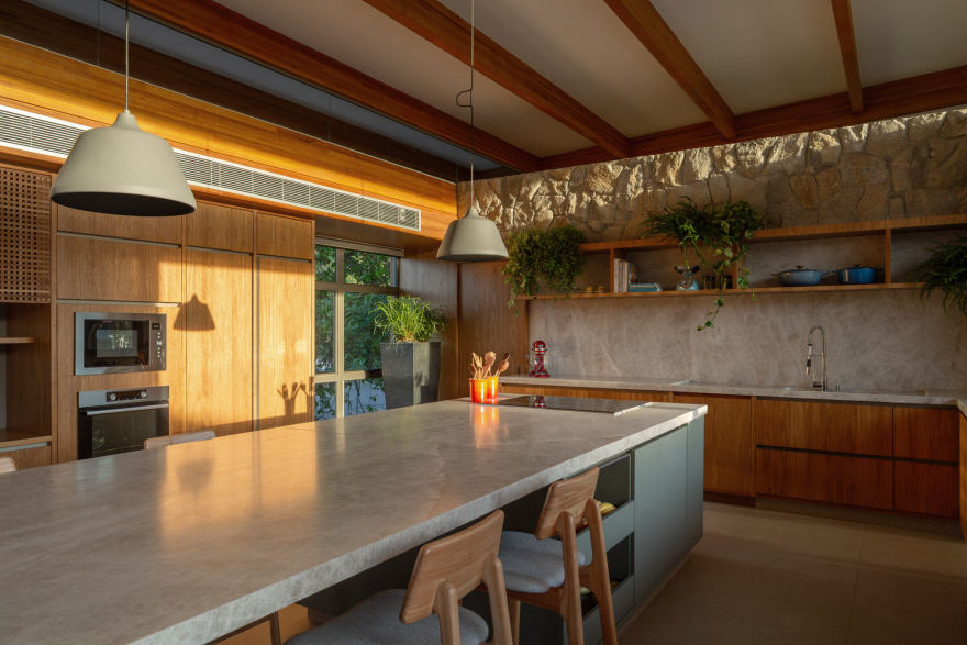 马萨诸塞州住宅(注:MA一般是美国马萨诸塞州Massachusetts的缩写,这里House可理解为住宅,具体需结合更详细语境) 丨巴西丨Estúdio Rossi Arquitetos-7