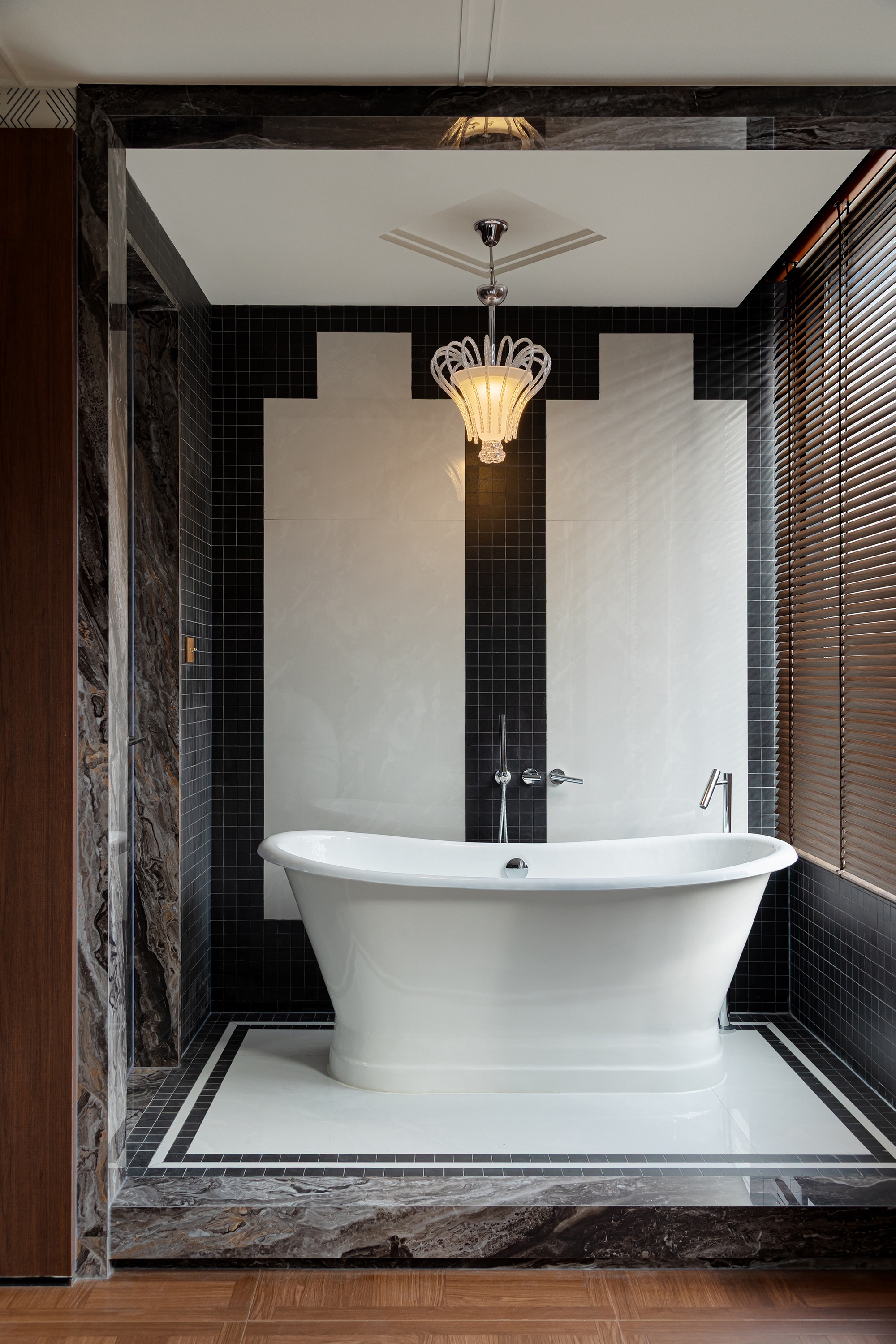 余几千平旗舰店丨戈多设计-33