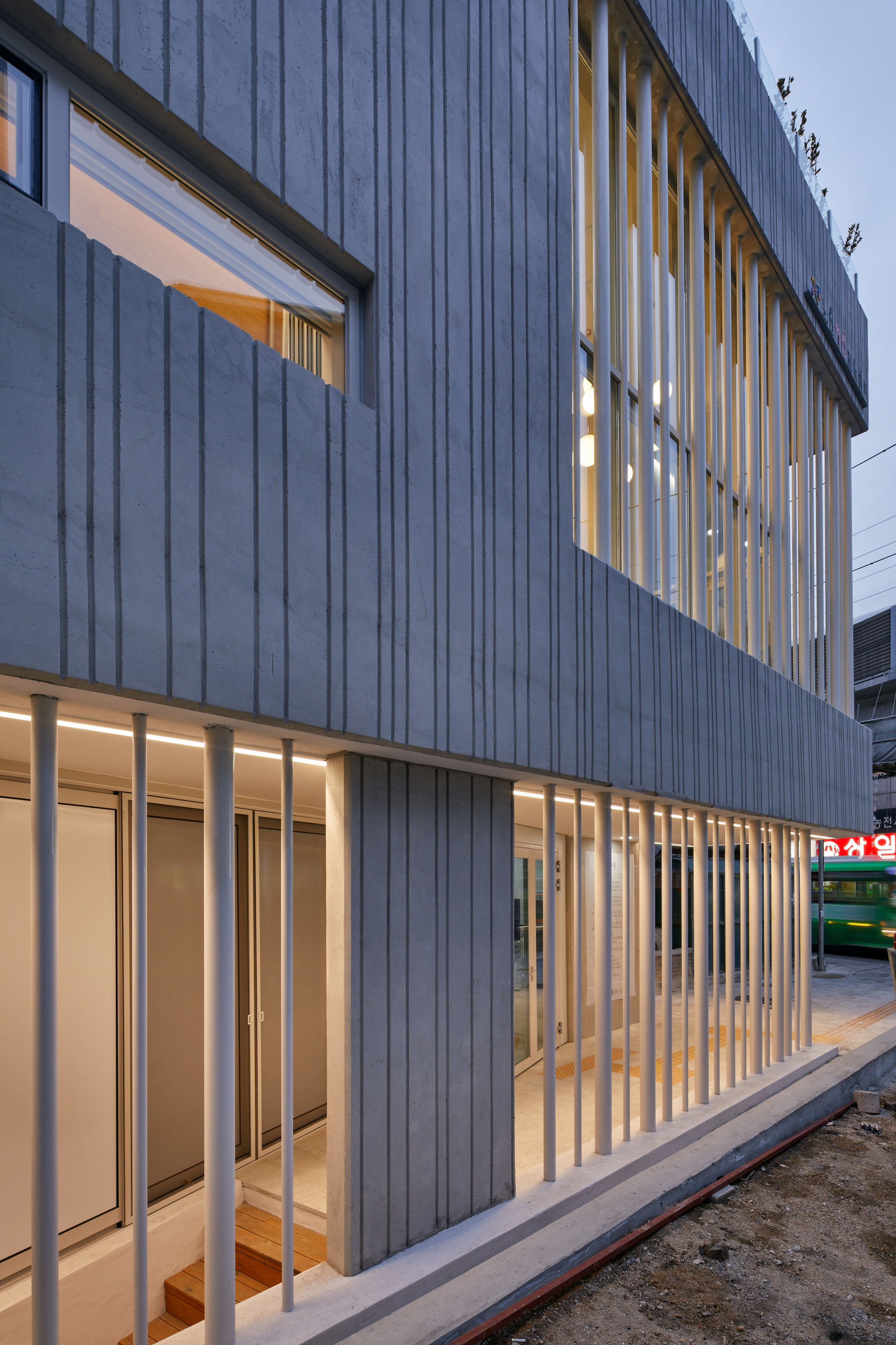 Nowon Women's Education Center / TPL Architects-40