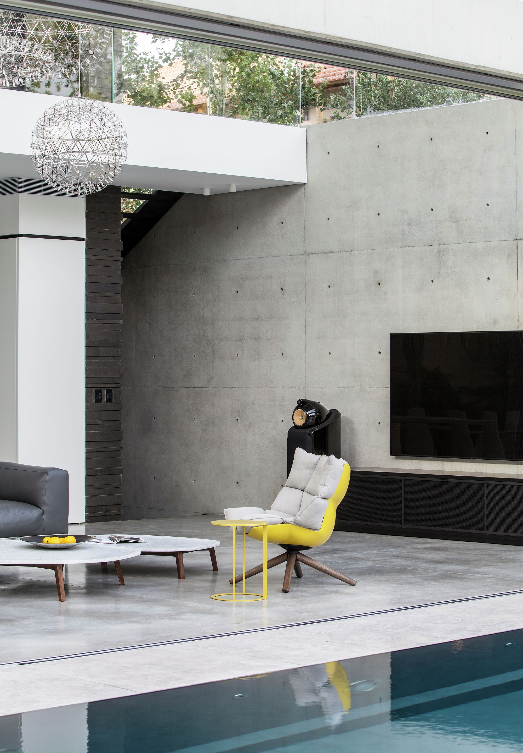 割裂与连接 | 混凝土与玻璃的共生之作-81