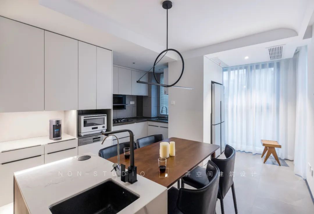 芳菲丨中国南京丨弄空间建筑设计-15