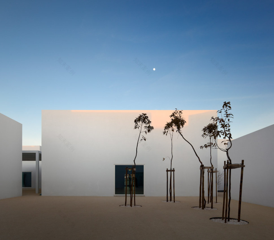 Aires Mateus 打造独特校园空间-53