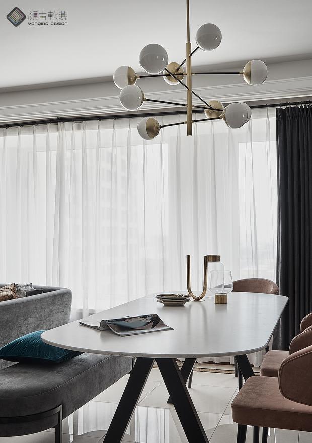 闺蜜共享的温馨空间,自由舒适的灰色调设计-14