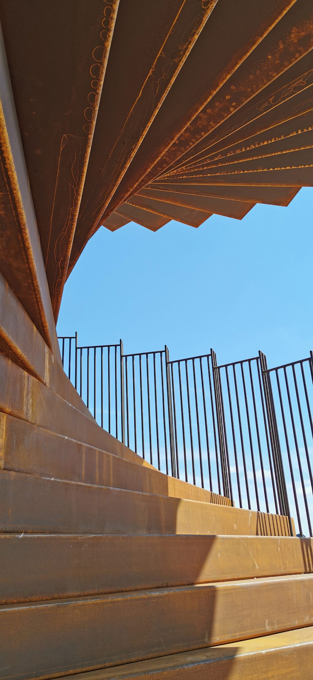 螺旋观景塔 | BIG 新作，DNA 结构惊艳丹麦-15