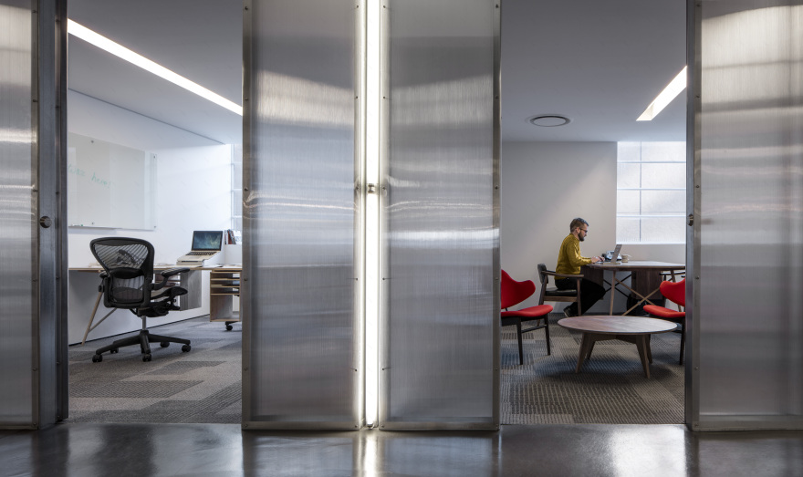 市井繁华之心 · 180 度公司打造的 Phoeni· 创业空间-6