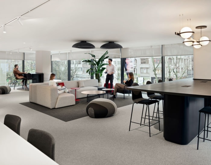 Sephora Offices - Istanbul | Office Snapshots-6