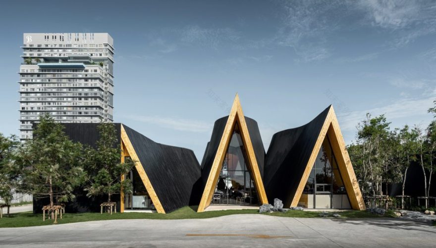 在建筑中生长的树汲取日式文化启发的独栋咖啡厅设计(Harudot)丨泰国春武里丨戈者设计-16