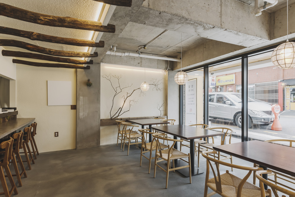 二十平米东方风情小店设计-7