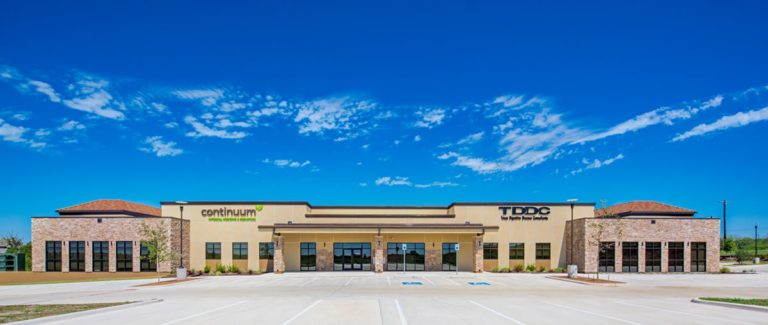 联盟医疗办公楼丨GSR Andrade Architects-17