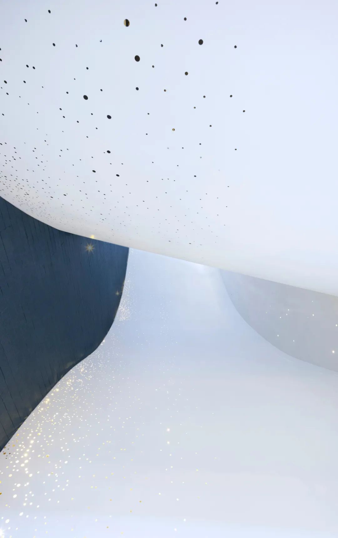 领地悦府 | 红蓝对决的景观艺术-37