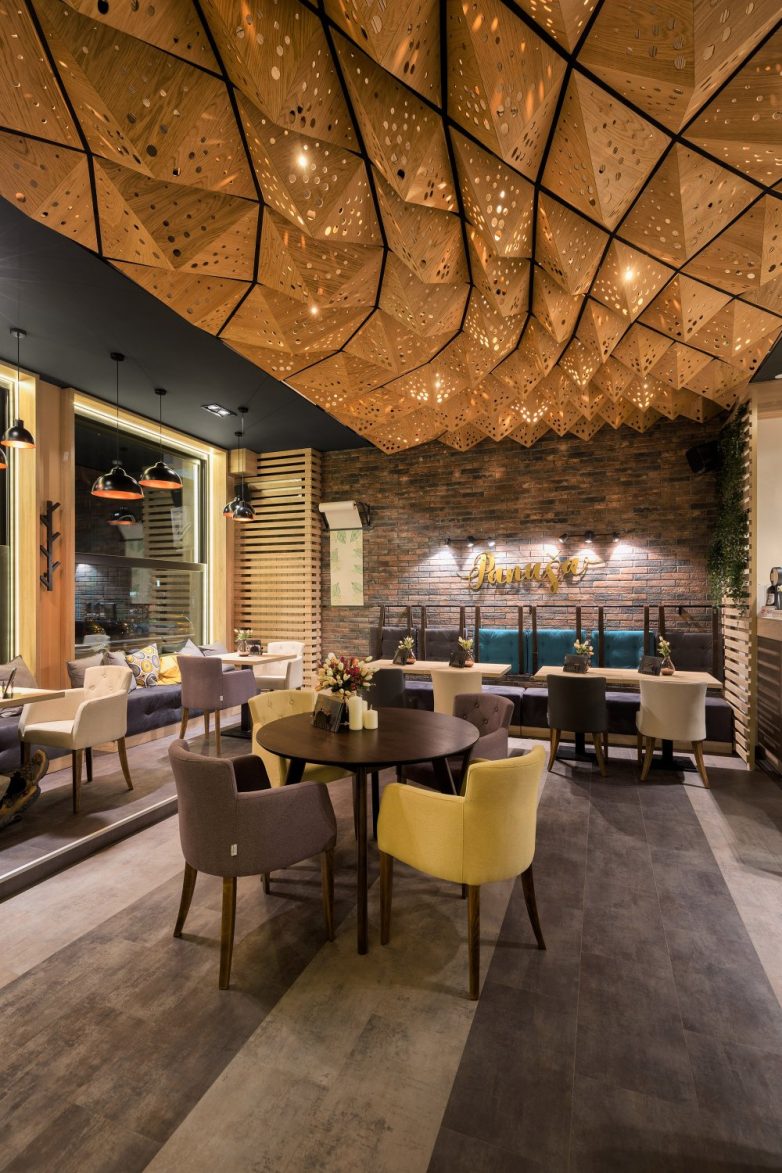 诺维萨德Panuša可丽饼店室内设计丨Modelart Arhitekti-33