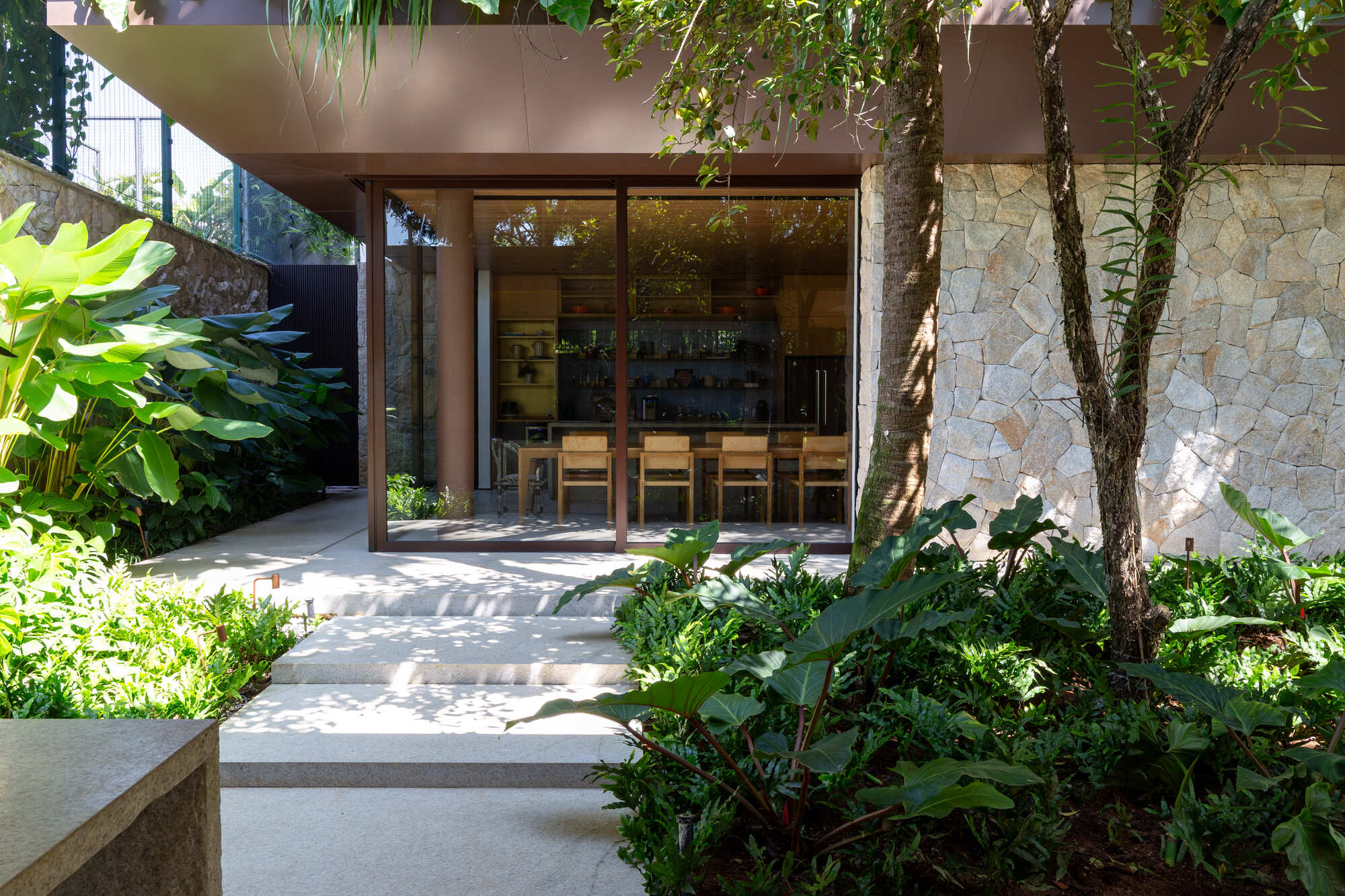 MKN 住宅（注：House常见释义为住宅、房子，MKN若是特定名称保持原样即可） 丨巴西圣保罗丨Triplex Arquitetura-25