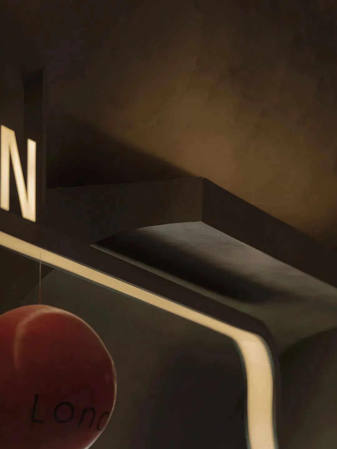 沈阳分米鸡餐厅 | 前卫设计与自然融合的美食空间-13