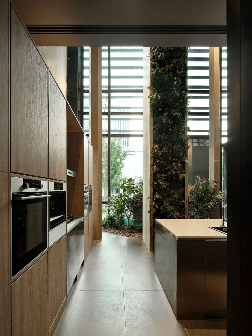 BALANCE BETWEEN LIFE AND NATURE|抽象北欧森林中的厨电展厅-4