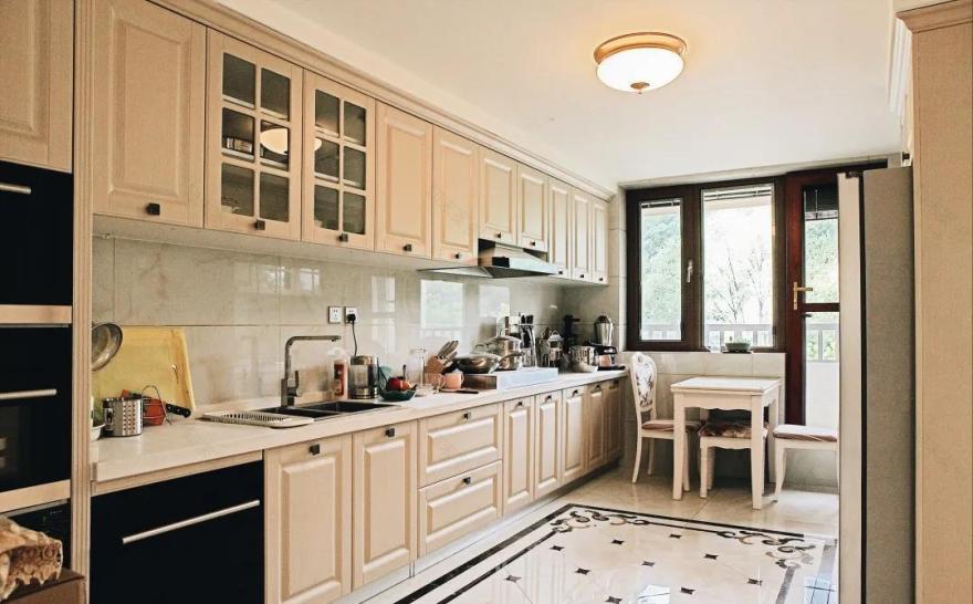 欧式豪华别墅设计-15