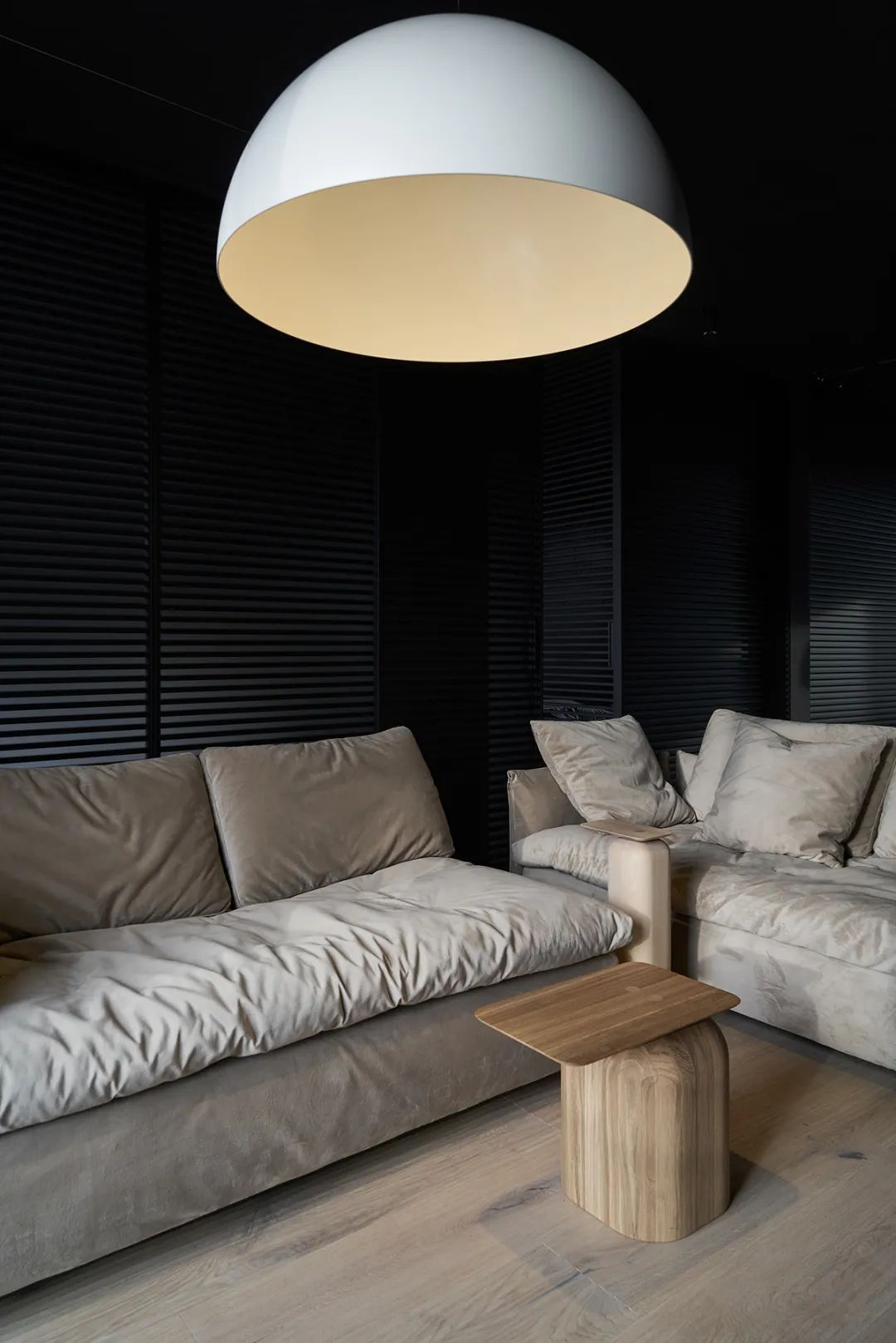 黑色极简主义 · Igor Sirotov 的纯粹空间设计-103